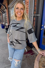 Load image into Gallery viewer, Tularosa Top - Mavictoria Designs Hot Press Express