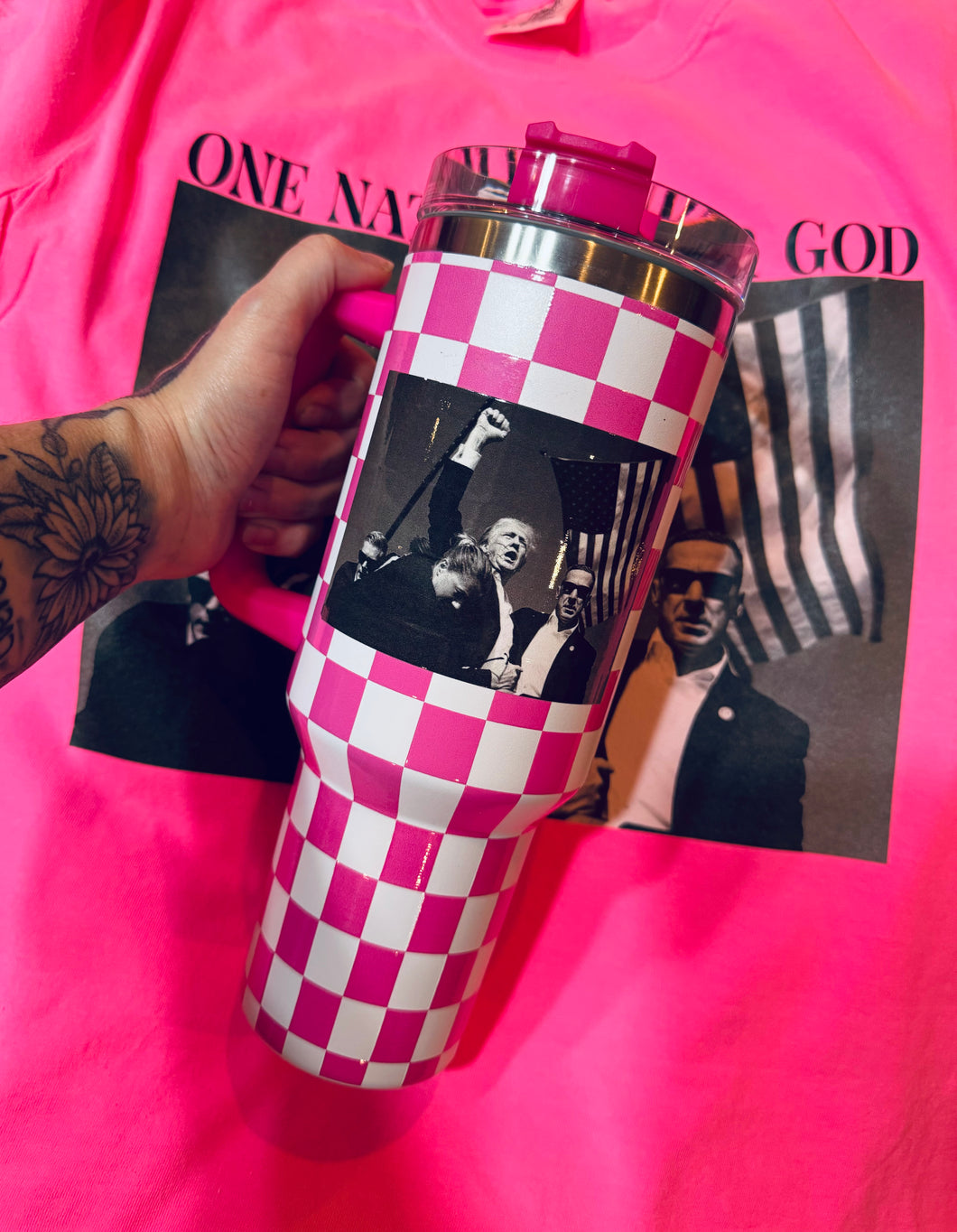 ONE NATION checkered hot pink and white 40oz tumbler with straw - Mavictoria Designs Hot Press Express