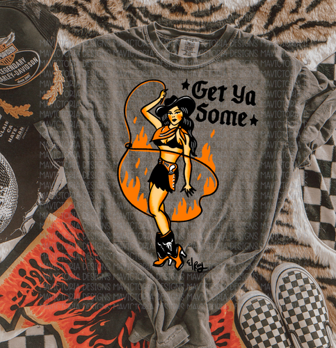 Get ya some western pin up girl (el ray original) on pepper graphic tee, crewneck sweatshirt, long sleeve or hoodie - Mavictoria Designs Hot Press Express