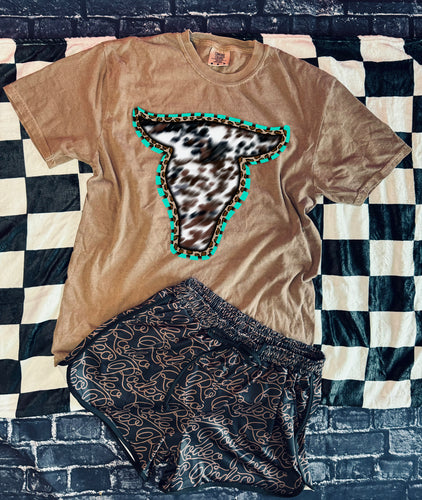 Espresso comfort colors cowhide bullskull graphic tee // rodeo athletic shorts available separately - Mavictoria Designs Hot Press Express