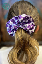 Load image into Gallery viewer, Checkered scrunchies in several colors - Mavictoria Designs Hot Press Express
