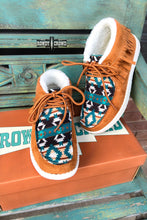 Load image into Gallery viewer, Mesquite Moccasins - Mavictoria Designs Hot Press Express
