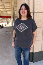 Load image into Gallery viewer, La Veta Top - Mavictoria Designs Hot Press Express
