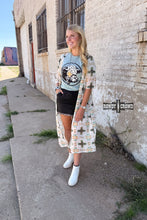 Load image into Gallery viewer, Broken Bow Duster - Mavictoria Designs Hot Press Express
