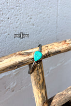 Load image into Gallery viewer, Calhoun Cuff - Mavictoria Designs Hot Press Express
