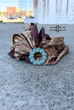 Load image into Gallery viewer, Panhandle Scarf Slide - Mavictoria Designs Hot Press Express
