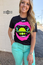 Load image into Gallery viewer, Desert Lips Tee - Mavictoria Designs Hot Press Express
