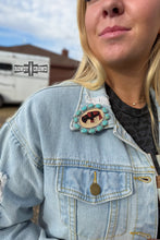 Load image into Gallery viewer, Trail Blazer Pendant - Mavictoria Designs Hot Press Express
