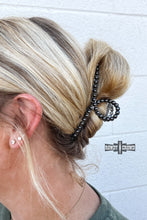Load image into Gallery viewer, Pecos Pearl Hair Clip - Mavictoria Designs Hot Press Express
