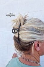 Load image into Gallery viewer, Pecos Pearl Hair Clip - Mavictoria Designs Hot Press Express
