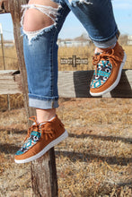 Load image into Gallery viewer, Mesquite Moccasins - Mavictoria Designs Hot Press Express
