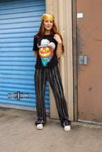 Load image into Gallery viewer, Punchy Pumpkin Tee - Mavictoria Designs Hot Press Express
