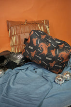 Load image into Gallery viewer, THAT TRAVELER BAG *RODEO RUST - Mavictoria Designs Hot Press Express
